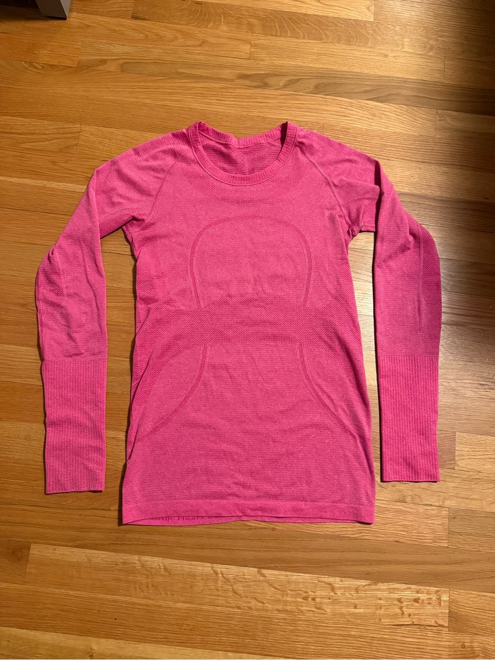 Seamless Long Sleeve Athletic Top - Bright Pink Lululemon sz 6